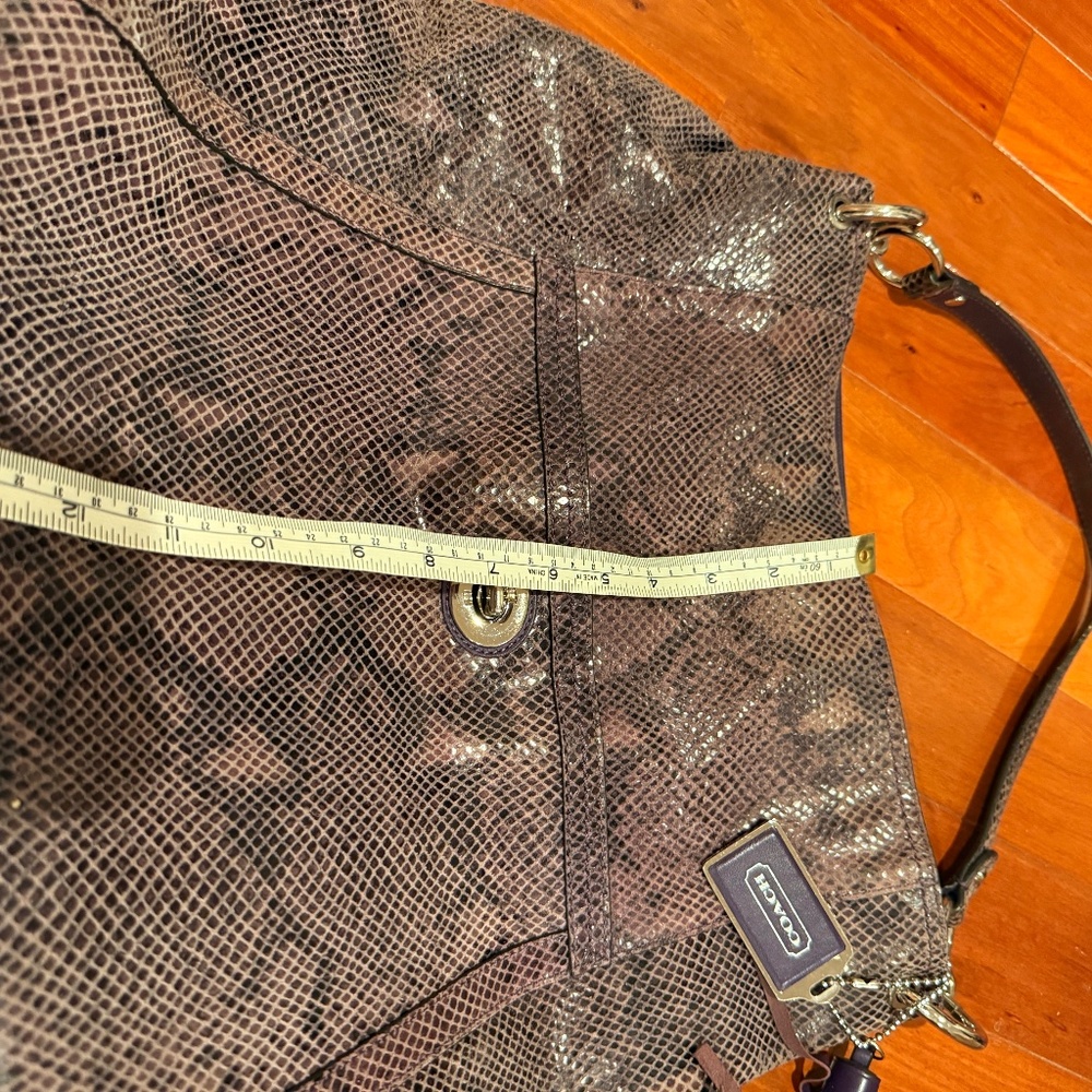 Coach - Leather- Purple Shoulder bag